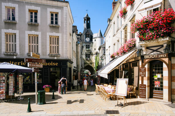 Discovery of the alleys of the city of Amboise