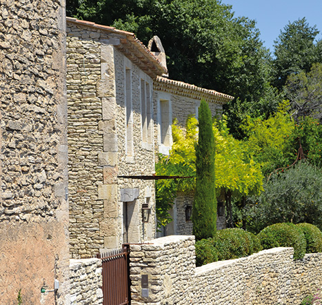 emblematic villages of Provence
