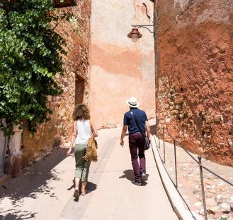 local and passionate French-speaking guide
