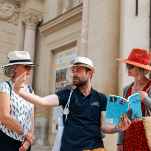 guided walking and gourmet tour